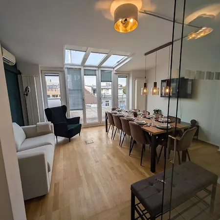 Munich Large Apartment 155 Qm And 5 Bedrooms With Roof Terrace In Centrally Located 1 To 14 Guests Exterior photo