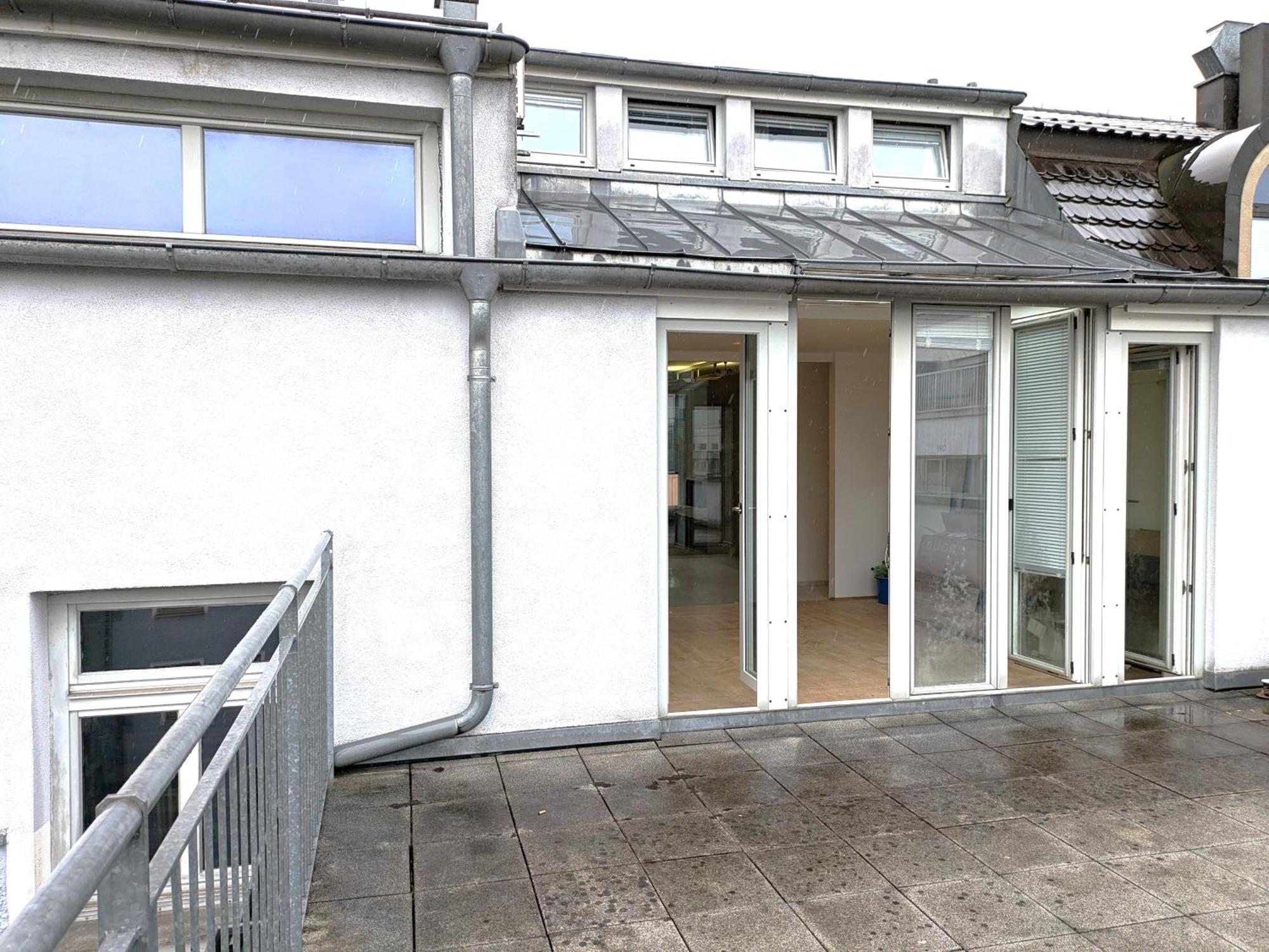 Large 155 Qm And 5 Bedrooms With Roof Terrace In Centrally Located 1 To 14 Guests * Мюнхен